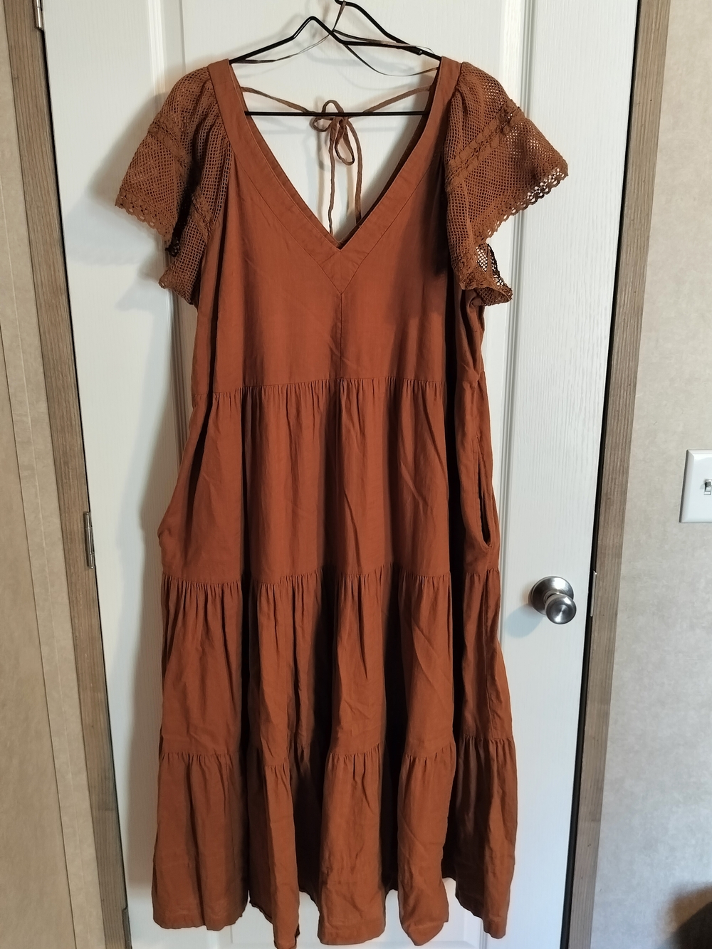 Old Navy Rust Tiered V-Neck Maxi Dress with Crochet Sleeves